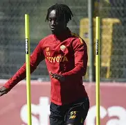 金年会官网登录-德甲倒计时；巴塞罗那转会期篮板制胜；细节引发关注；引发热议；阵容厚度经受考验